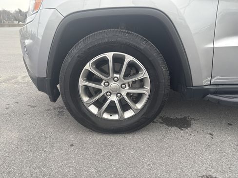 Used 2016 Jeep Grand Cherokee Limited image 11