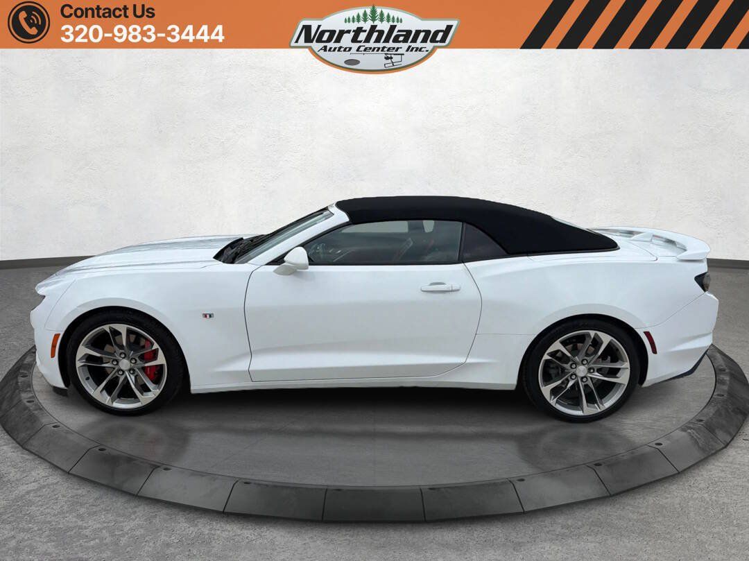 Used 2021 Chevrolet Camaro LT w/ RS Package RWD image 8