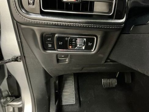 Used 2023 Lincoln Nautilus Reserve AWD/4WD image 20