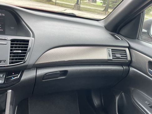 Used 2016 Honda Accord Sport image 16