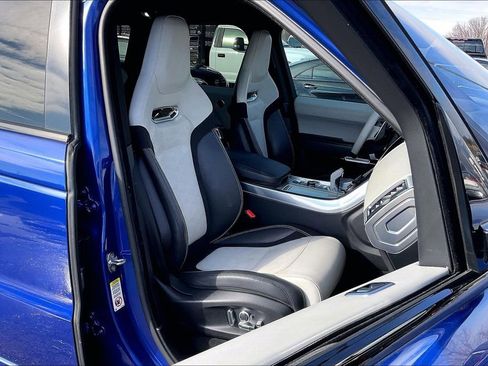 Used 2019 Land Rover Range Rover Sport SVR image 31