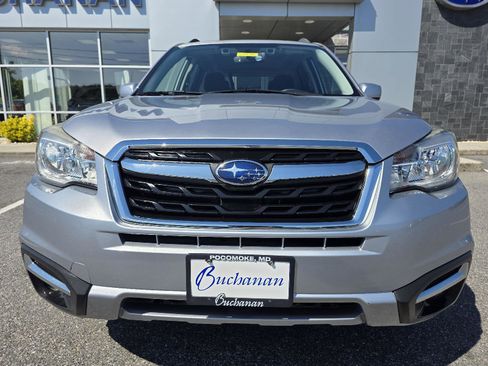 Used 2017 Subaru Forester 2.5i Premium AWD/4WD image 2