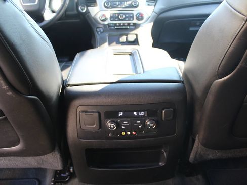 Used 2015 GMC Yukon SLT w/ Open Road Package AWD/4WD image 28