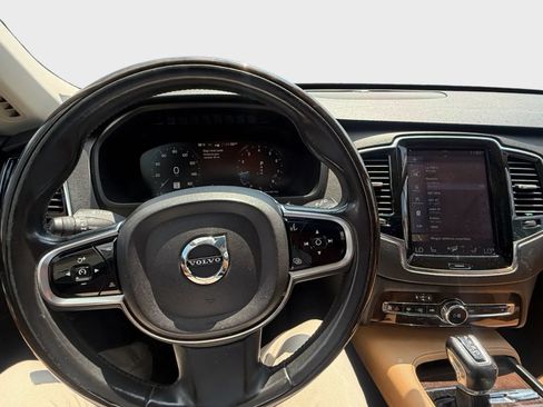 Used 2016 Volvo XC90 T6 Momentum AWD/4WD image 15