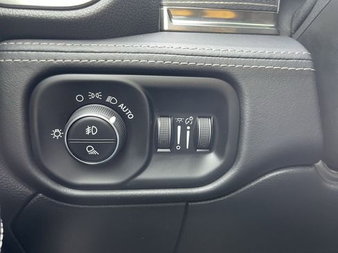 Used 2020 RAM 3500 Limited image 21