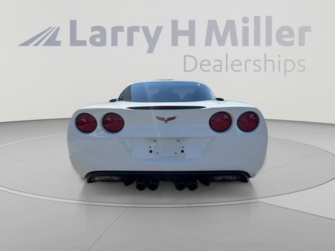 Used 2008 Chevrolet Corvette Coupe RWD image 4