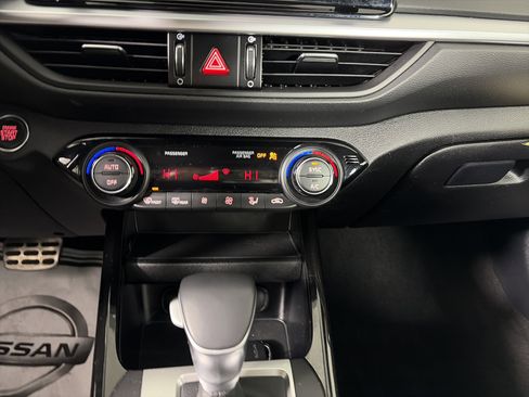 Certified 2024 Kia Forte GT-Line image 21