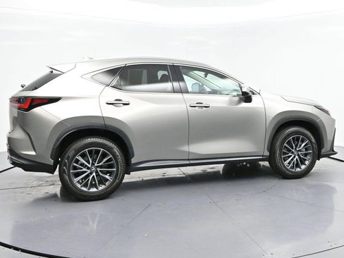 Used 2022 Lexus NX 250 FWD w/ Towing Package (2000 Lbs) image 8