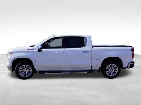 Certified 2023 Chevrolet Silverado 1500 LTZ w/ Z71 Off-Road Package AWD/4WD image 11