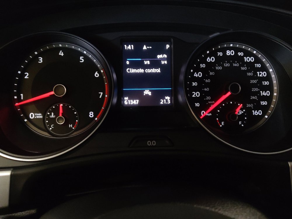 Used 2021 Volkswagen Atlas SE w/ Panoramic Sunroof Package FWD image 23