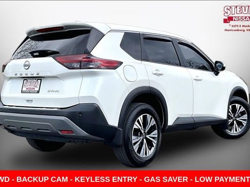Used 2023 Nissan Rogue SV image 6