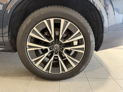 Used 2021 Volvo XC90 T6 Momentum w/ Advanced Package AWD/4WD image 7