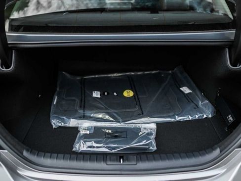 New 2026 Genesis G70 2.5T image 8