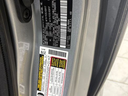 Used 2021 Toyota Sienna XLE image 31