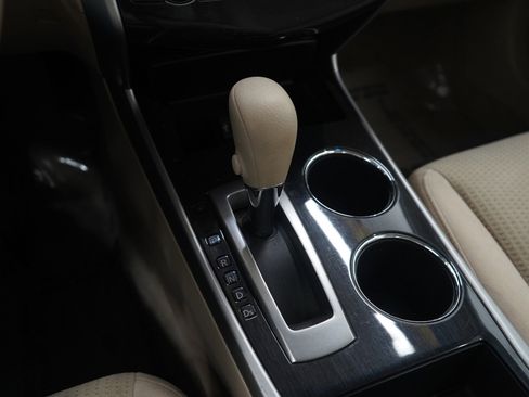 Used 2014 Nissan Altima 2.5 SV w/ Convenience Package image 22