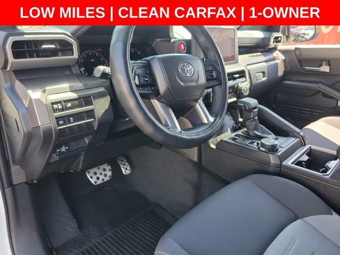 Used 2025 Toyota Tacoma TRD Sport AWD/4WD image 19