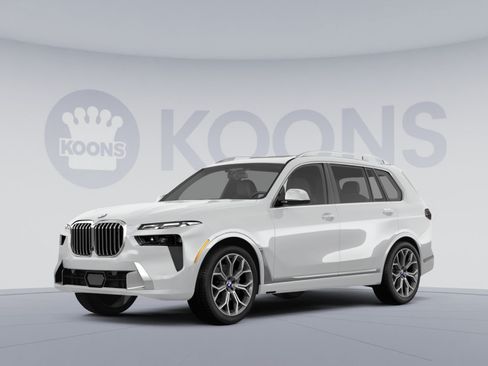 Used 2026 BMW X7 xDrive40i AWD/4WD image 1