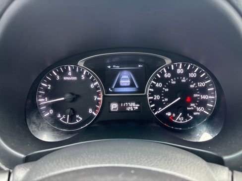 Used 2013 Nissan Altima 3.5 SL w/ Technology Pkg image 22