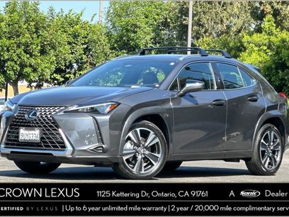 Certified 2025 Lexus UX 300h FWD w/ Accessory Package (Z2)