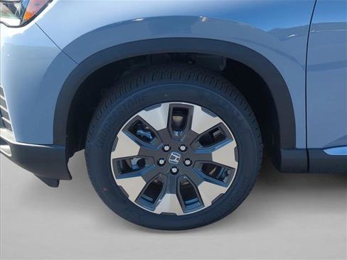 New 2026 Honda Pilot Touring image 10