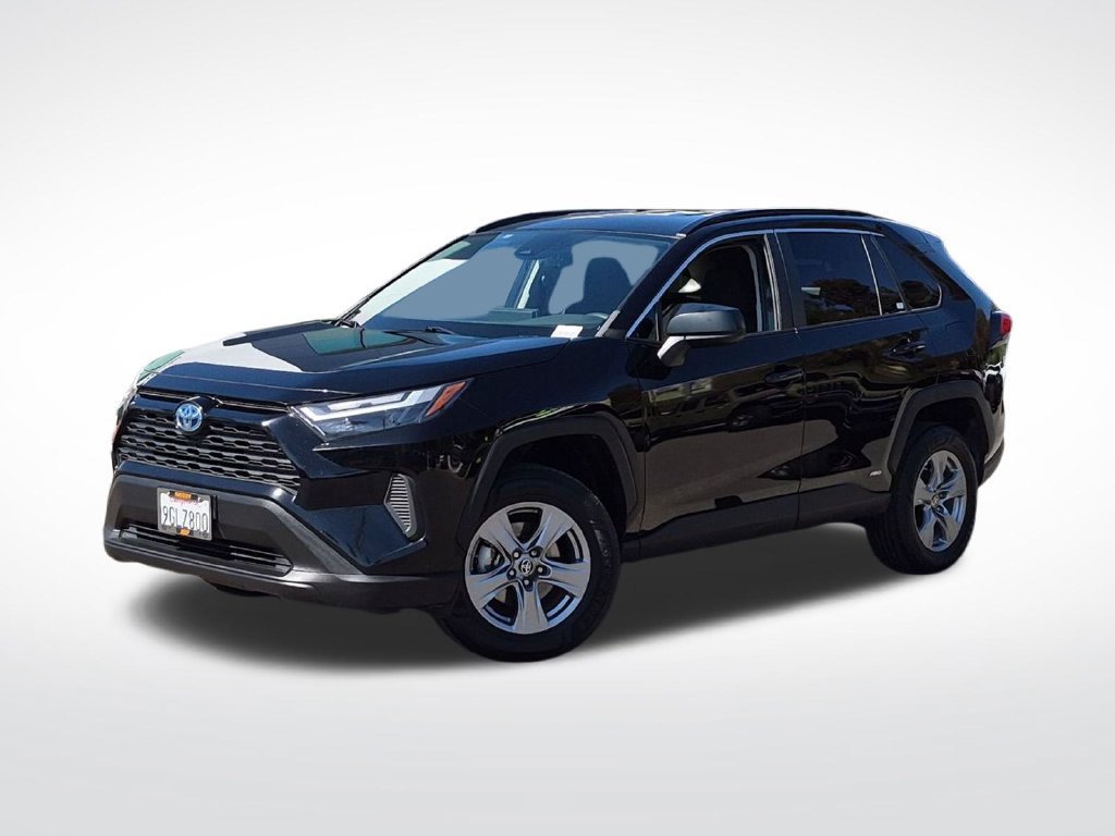 Used 2023 Toyota RAV4 LE AWD/4WD image 1