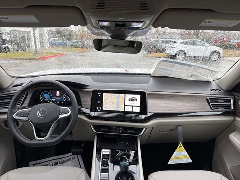 New 2026 Volkswagen Atlas SEL image 24