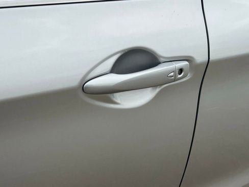 Used 2022 Nissan Rogue Sport SL image 25