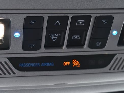 Used 2022 Ford Explorer XLT w/ Equipment Group 202A image 36