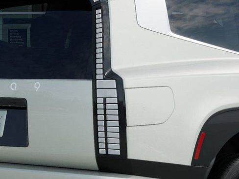 New 2026 Hyundai Ioniq 9 S image 10