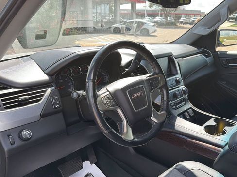 Used 2019 GMC Yukon SLT w/ Open Road Package RWD image 24