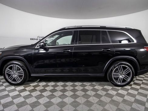 Used 2025 Mercedes-Benz GLS 450 4MATIC image 8