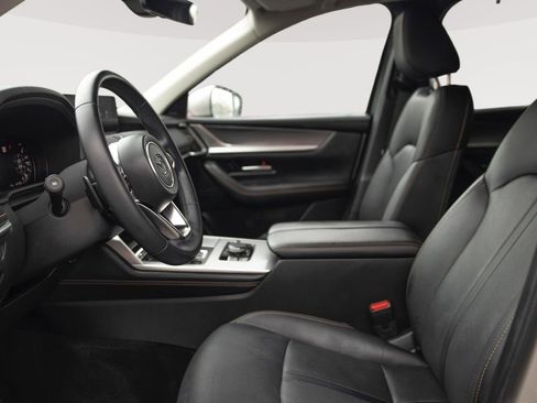 Used 2024 MAZDA CX-90 Plug-In Hybrid w/ Premium Pkg AWD/4WD image 2