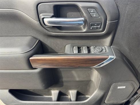 Used 2023 GMC Sierra 3500 SLT w/ SLT Premium Package image 19