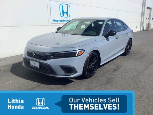 Used 2024 Honda Civic Sport image 1