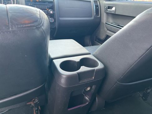 Used 2009 Ford Escape Limited image 28