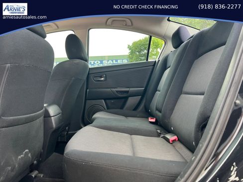 Used 2009 MAZDA MAZDA3 i Touring Value FWD image 6