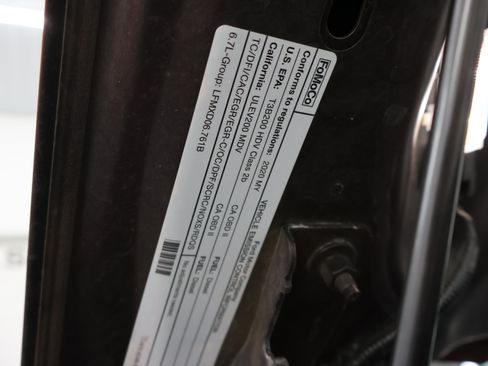 Used 2020 Ford F250 XLT w/ XLT Value Package AWD/4WD image 20