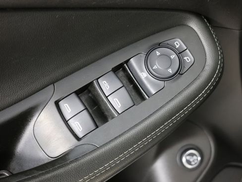 Used 2023 Buick Encore GX Select FWD image 19