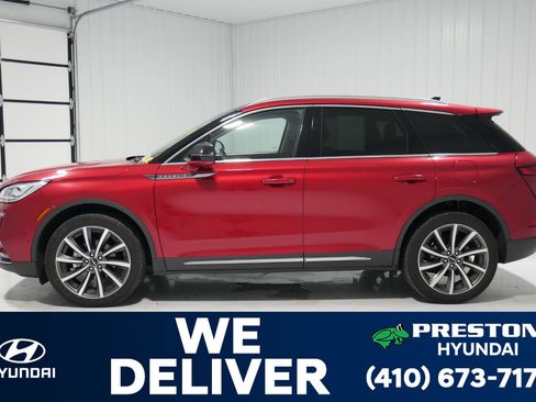 Used 2020 Lincoln Corsair Reserve w/ Equipment Group 201A image 8