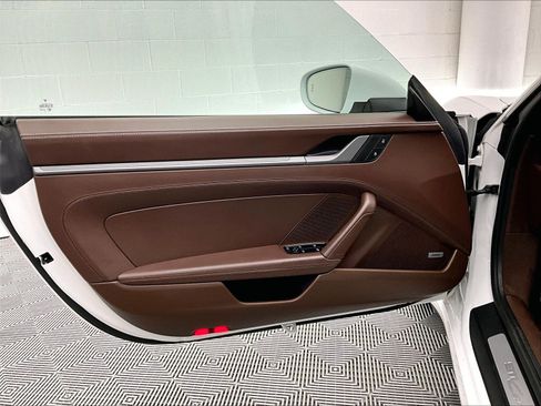 Used 2022 Porsche 911 Carrera RWD image 24