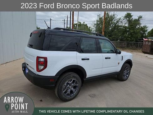 Used 2023 Ford Bronco Sport Badlands AWD/4WD image 12