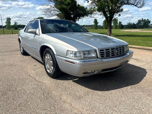 Used 1998 Cadillac Eldorado Touring w/ Safety/Security Pkg image 32