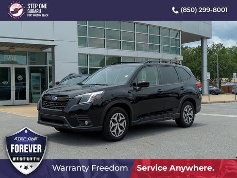 Certified 2023 Subaru Forester Premium AWD/4WD image 2