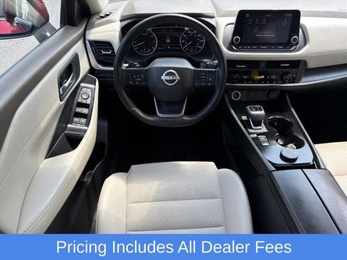Used 2025 Nissan Rogue SV w/ SV Premium Package AWD/4WD image 22
