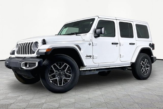 Used 2026 Jeep Wrangler Unlimited Sahara AWD/4WD image 1
