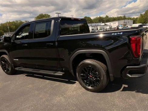 New 2026 GMC Sierra 1500 Elevation image 7