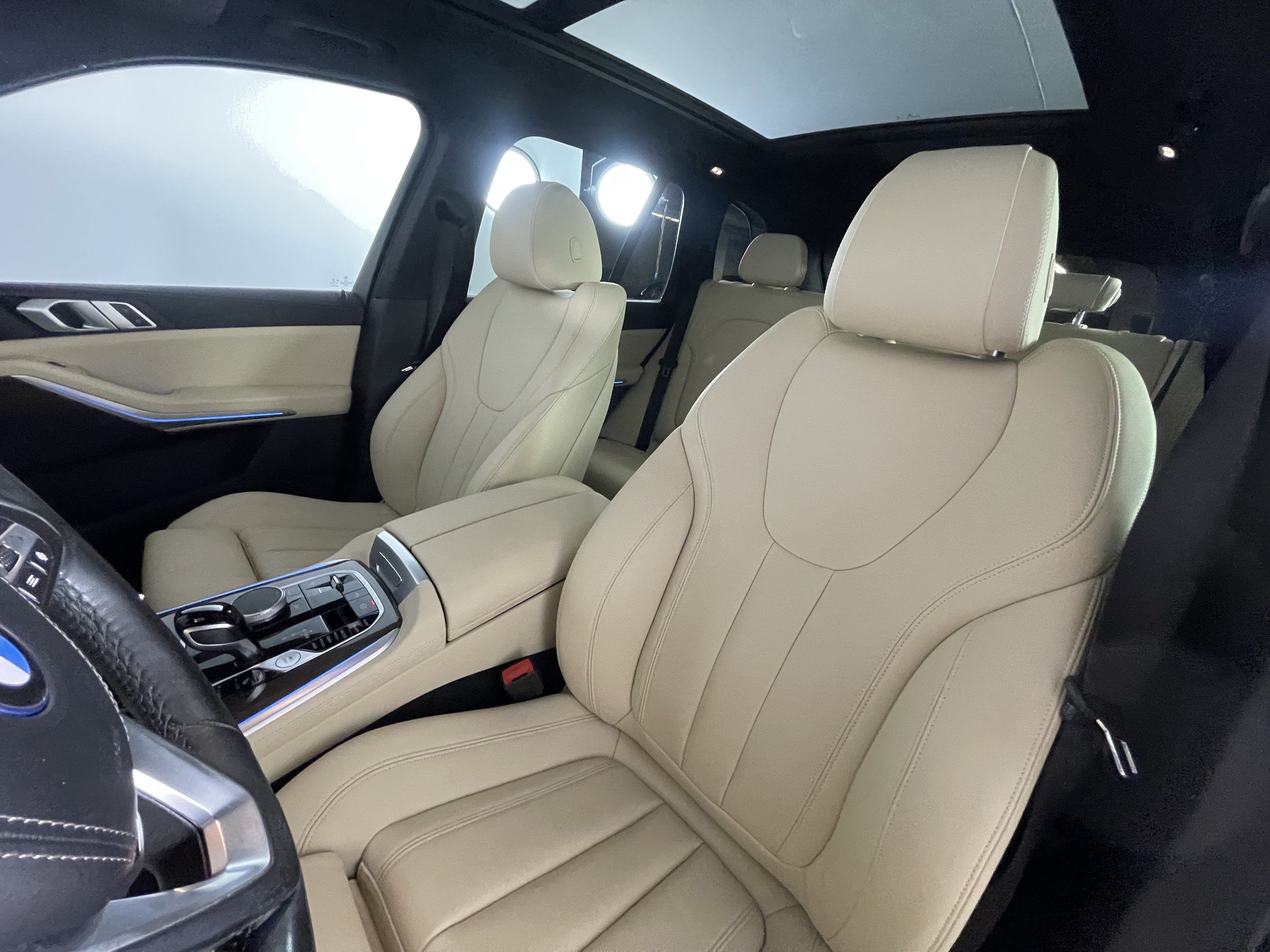 Certified 2022 BMW X5 xDrive45e w/ Premium Package AWD/4WD image 9