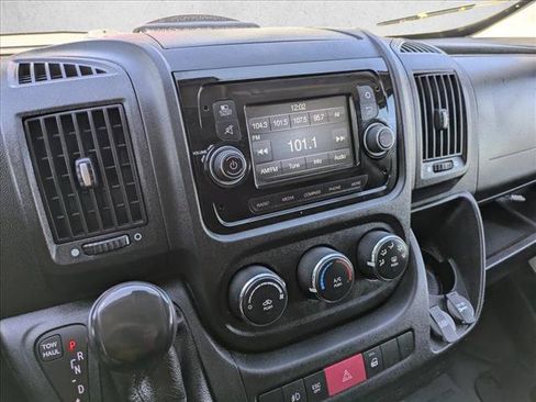 Used 2019 RAM ProMaster 2500 w/ Premium Appearance Group FWD image 12