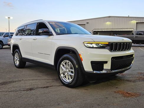 New 2025 Jeep Grand Cherokee L Laredo w/ Luxury Tech Group I image 1