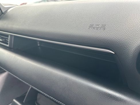Used 2025 Honda Pilot Elite image 47